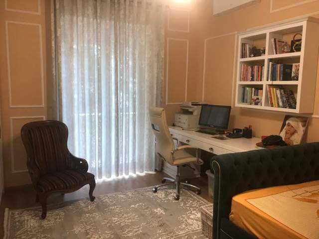 Jepet me qera super apartament zyre 5+1+A+BLK Kati 2, 200 m² 1.850 Euro (ish pallatet italiane, shallvaret)