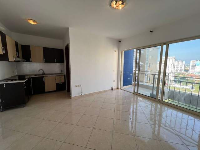 Tirane, shes apartament 1+1+BLK Kati 7, 49 m² 79.000 Euro (1+1 PER SHITJE TE FUSHA E AVIACIONIT)