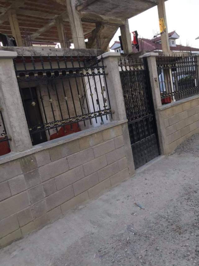 Tirane, shitet shtepi 2+1+BLK Kati 2, 185 m² 110.000 Euro (NJAZI MEKA,ALLIAS)