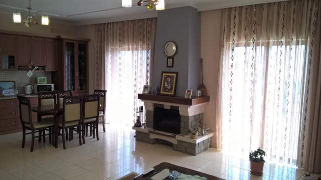 Tirane, shitet Vile 3+1+BLK Kati 2, 365 m² 365.000 Euro (Andrea Skanjeti)