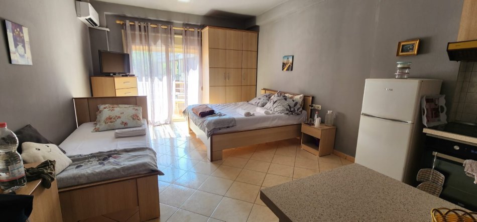 Vlore Lungomare  Kati 3, 1 m² 25 € )