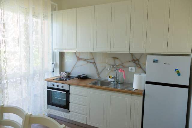 Vlore, jepet me qera apartament 1+1 Kati 3, 320 Euro (Bulevardi Ismail Qemali)