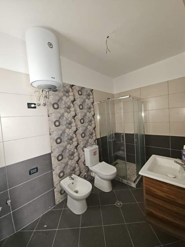 Durres, jepet me qera apartament 2+1+A+BLK Kati 7, 120 m² 300 Euro