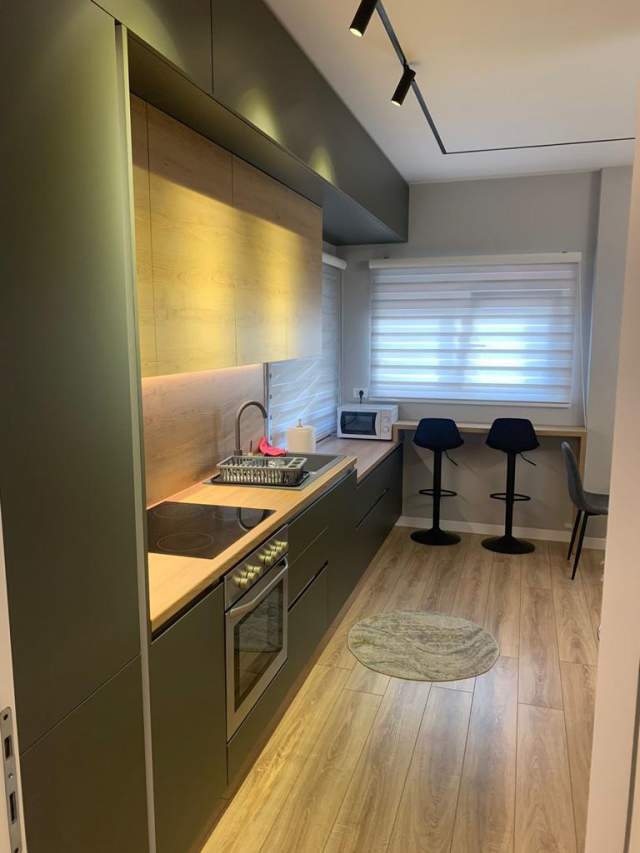 Tirane, jepet me qera apartament 1+1 Kati 4, 60 m² 350 Euro (Pran Viles Bamir Topi,Fresk)