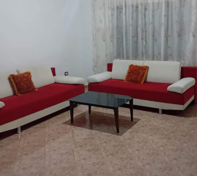 Tirane, jepet me qera apartament 1+1 Kati 3, 55 m² 35.000 Leke (100 m mbrapa Qendres Globe)