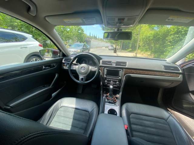 Tirane, shitet makine Volkswagen Passat Viti 2014, 10.290 Euro