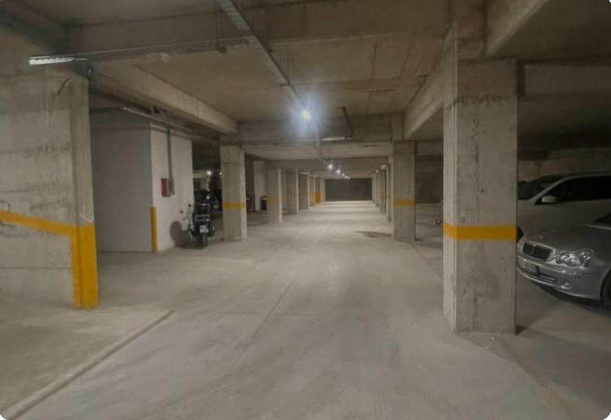 Don Bosko shiten 3 poste parkimi,afer Shkolles Vaçe Zela