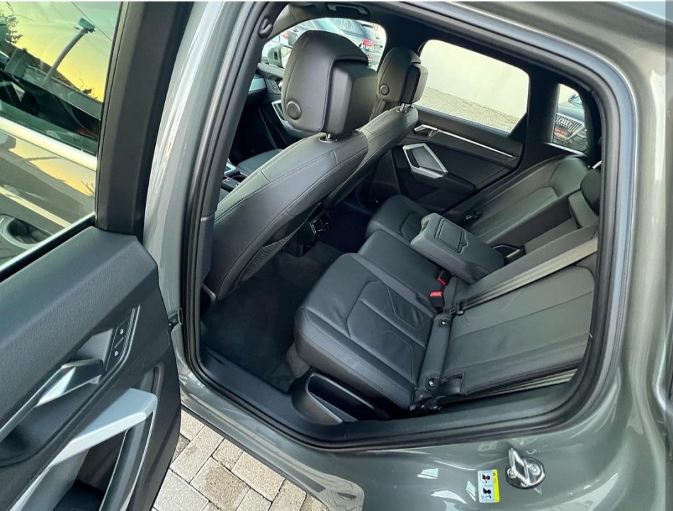 OKAZION - Shitet AUDI Q3 2022 S-Line, Automatike, Full Option, 15,000KM, 33,500 Euro