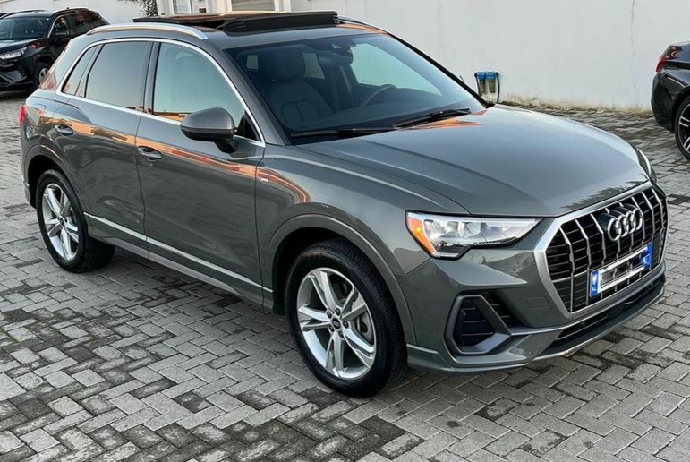 OKAZION - Shitet AUDI Q3 2022 S-Line, Automatike, Full Option, 15,000KM, 33,500 Euro