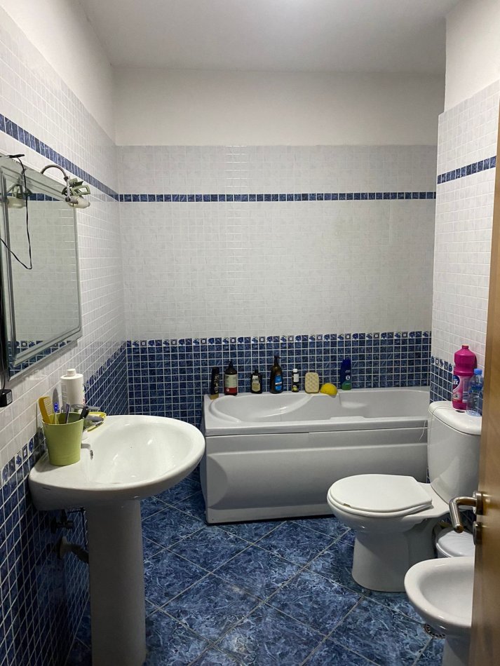 Tirane, Shitet 2+1+2+2, Kati 3, 123m², 134.000€ (Fresku, Kompleksi Trebicka)