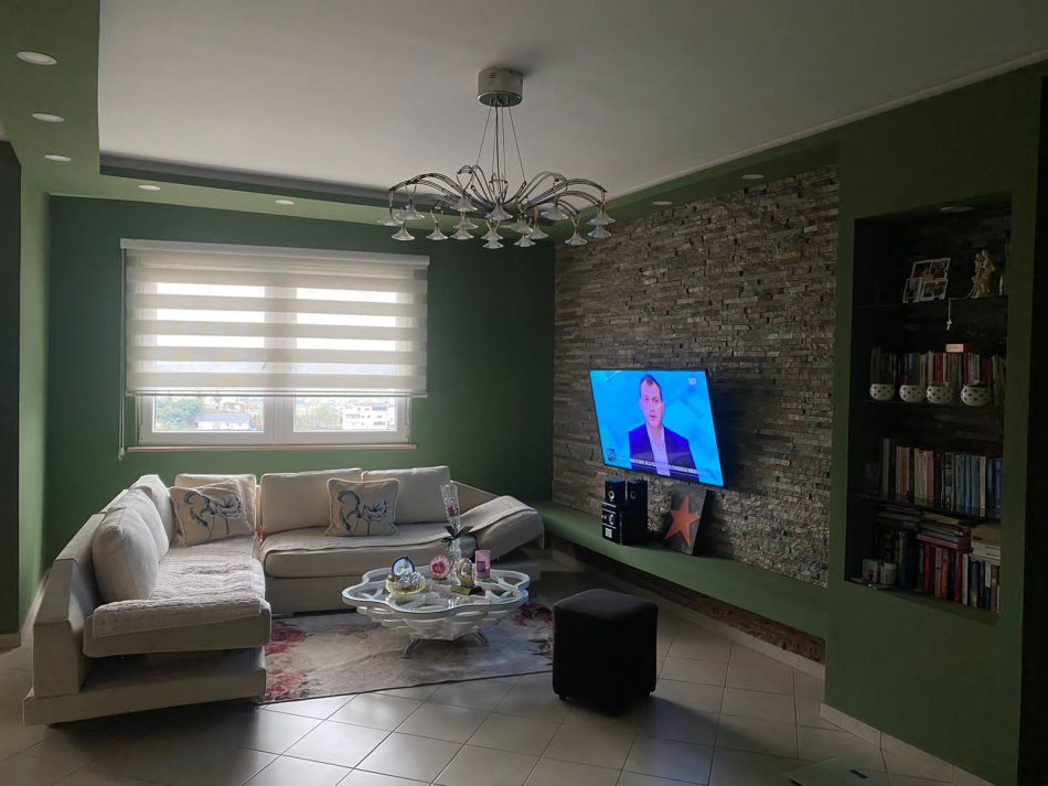 Tirane, Shitet 2+1+2+2, Kati 3, 123m², 134.000€ (Fresku, Kompleksi Trebicka)
