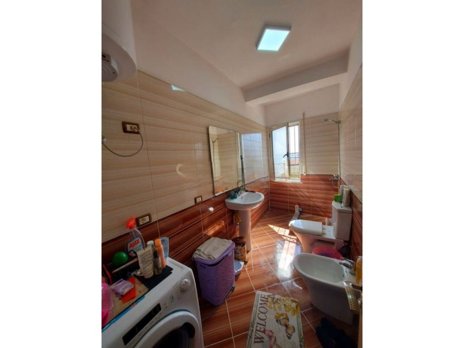 Tirane, shes apartament 2+1, , 100 m² 89,000 € (Rr. Muhamet Deliu)
