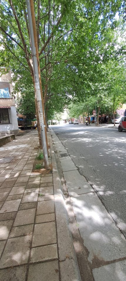 Tirane, shitet ambjent biznesi , Kati 0, 20 m² 64,000 € (Ali Demi)