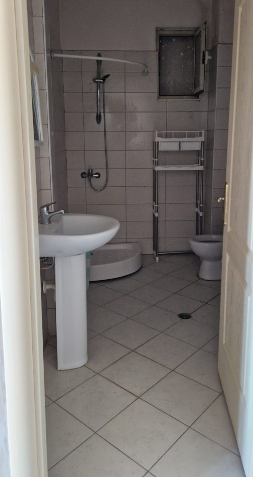 Jap me qira Apartment 1+1, i mobiluar. Vila L, Astir.