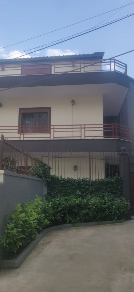 Tirane, Vile 3 Katshe, Kati 3, 349 m² 649,999 €