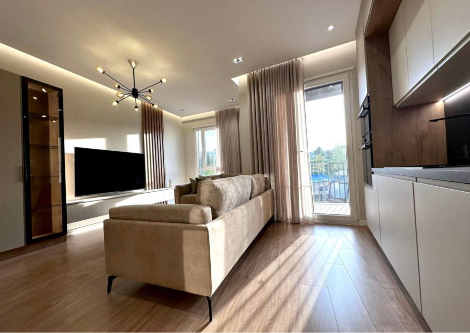 Tirane, jepet me qera apartament 2+1+Ballkon Kati 2, 11.000 € (TEG)