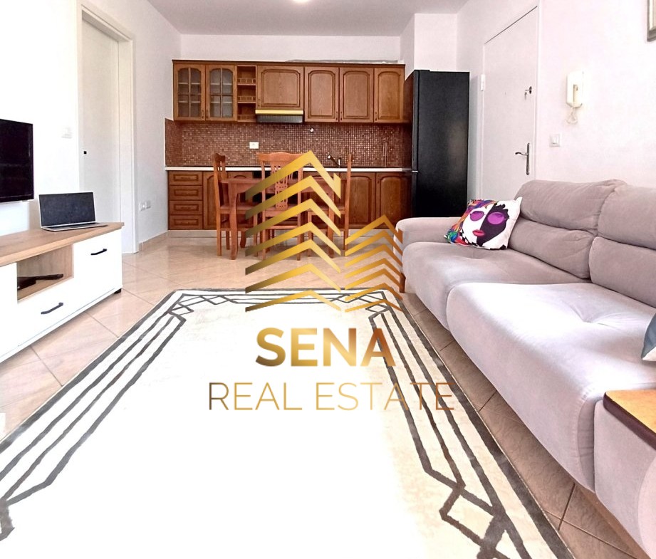 Tirane, jepet me qera apartament 2+1+Ballkon Kati 4, 80 m² 500 € (RRUGA IRFAN TOMINI)