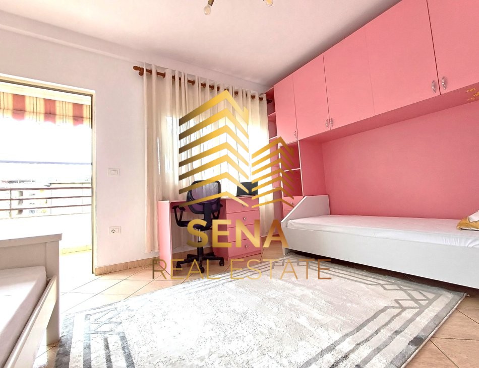 Tirane, jepet me qera apartament 2+1+Ballkon Kati 4, 80 m² 500 € (RRUGA IRFAN TOMINI)