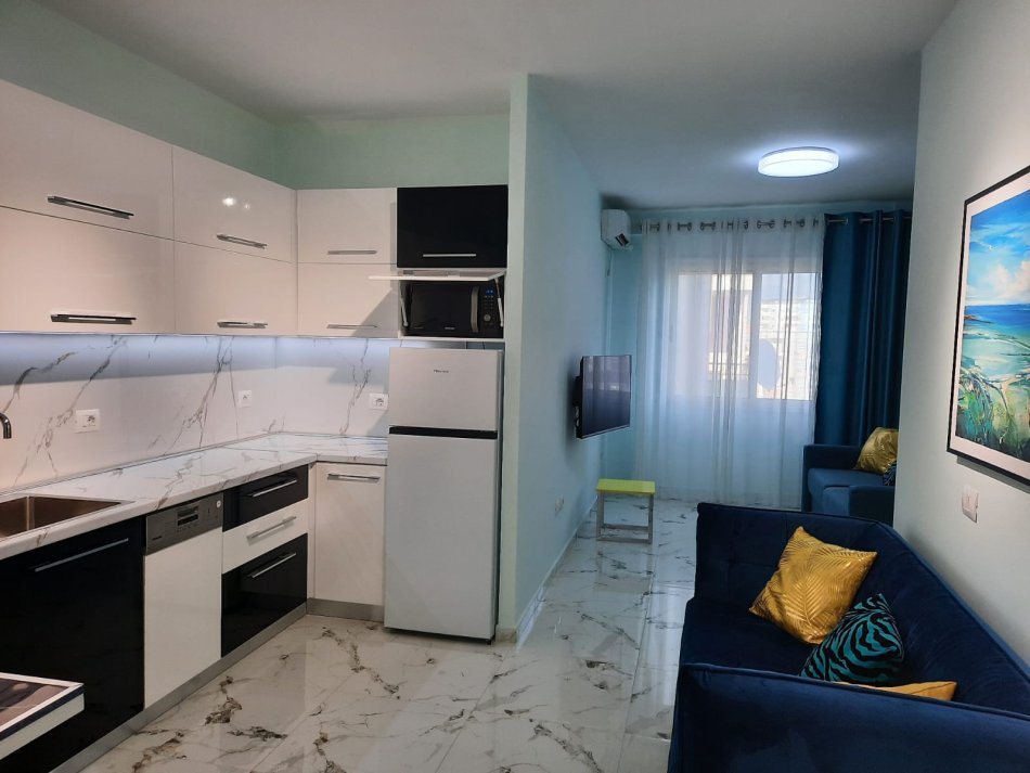 Tirane, jap me qera garsonier 1+1 Kati 5, 43 m² 450 € (Don Bosko)