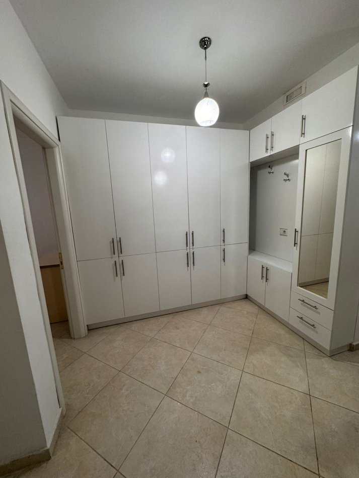 jepet me qera apartament 1+1+Ballkon Kati 2, 71 m² 320 € (Fresk)