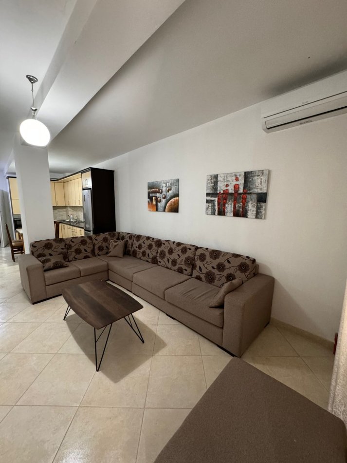 jepet me qera apartament 1+1+Ballkon Kati 2, 71 m² 320 € (Fresk)