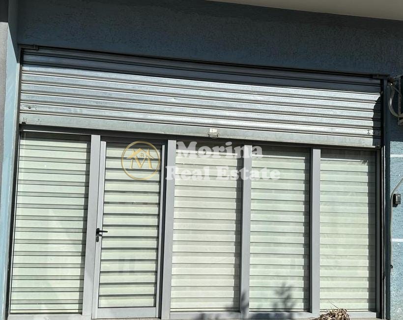 Tirane, shitet ambjent biznesi Kati 0, 28 m² 55.000 € (Bulevardi Zhan D Ark)