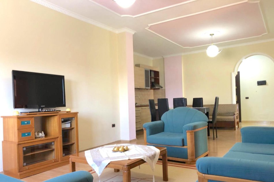 Tirane, jepet me qera apartament 2+1+Aneks+Ballkon Kati 3, 107 m² 370 € (Rruga Jordan Misja)
