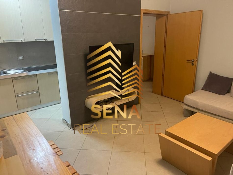 Tirane, jepet me qera apartament 2+1 Kati 4, 70 m² 480 € (Rruga Bardhyl)