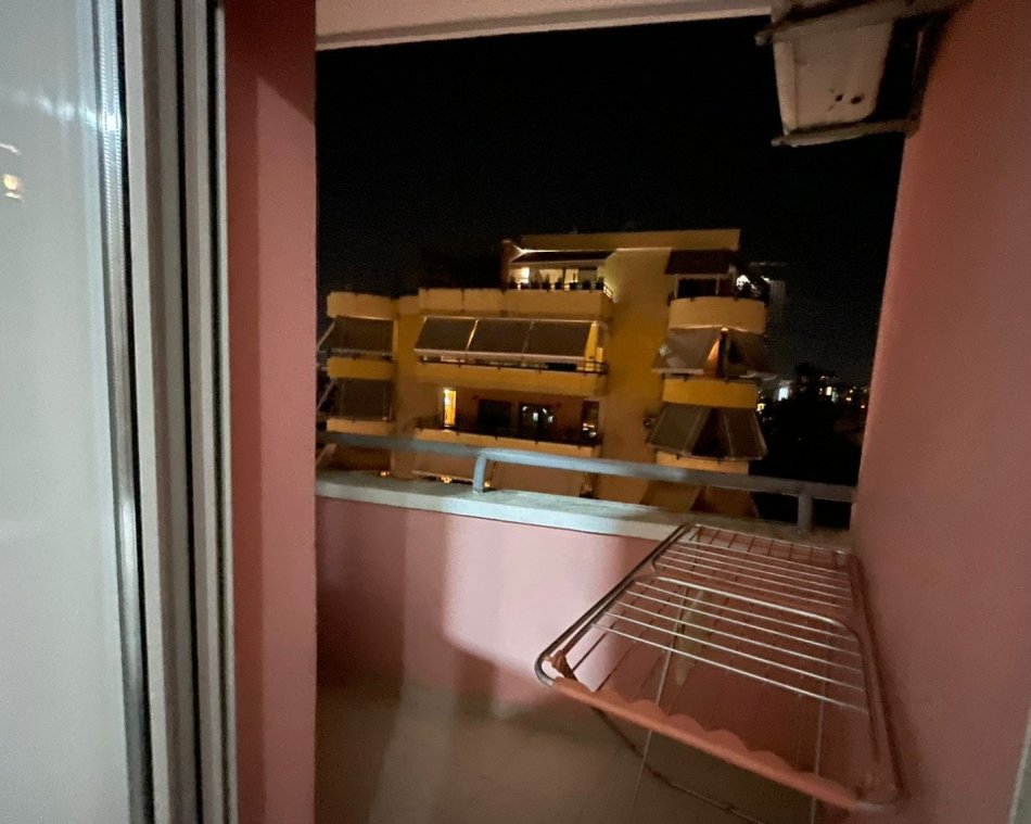 Tirane, jepet me qera apartament 1+1+Ballkon prane Air Albania