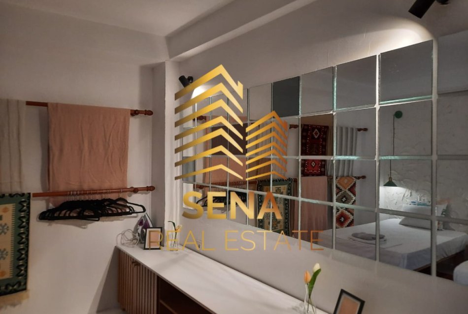 Tirane, jepet me qera 2+1 Kati 1, 75 m² 750 € (Rruga George W. Bush)