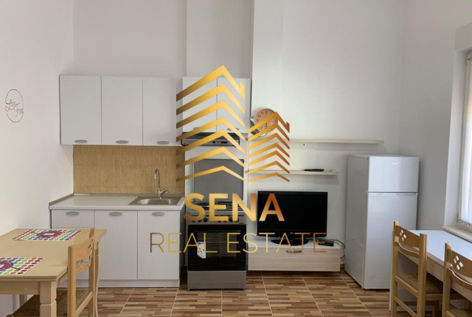 Tirane, jepet me qera 1+1 Kati 6, 40 m² 300 € (Rruga Dritan Hoxha)