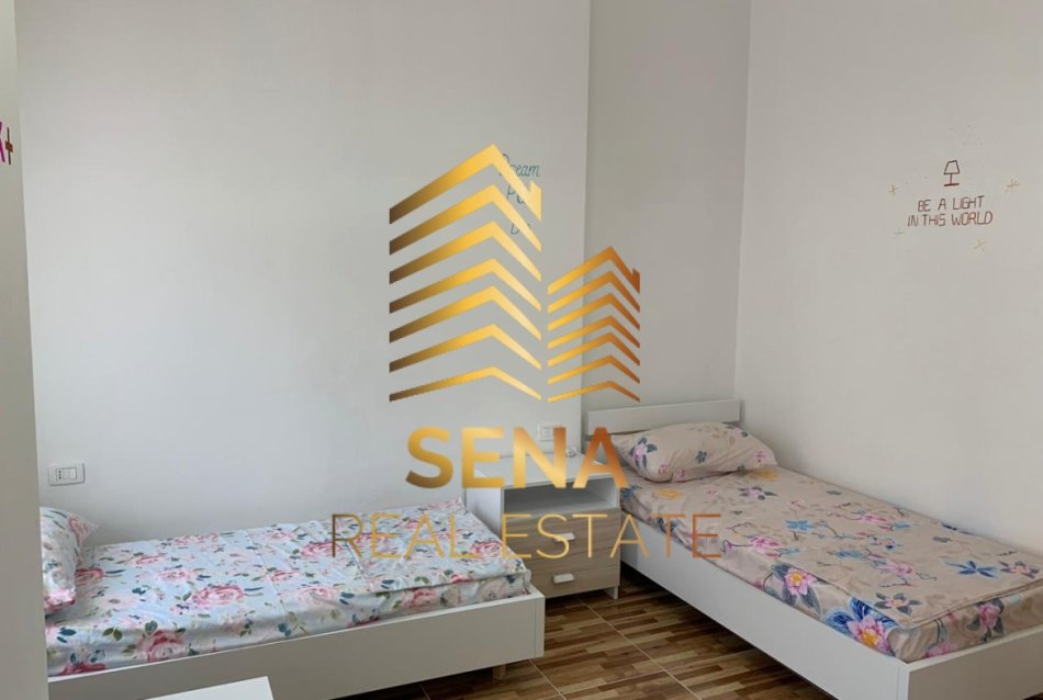 Tirane, jepet me qera 1+1 Kati 6, 40 m² 300 € (Rruga Dritan Hoxha)