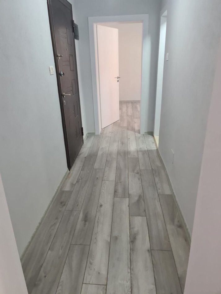 Tirane, shitet apartament 1+1+Ballkon Kati 2, 53 m² 125.000 € (21 Dhjetori)