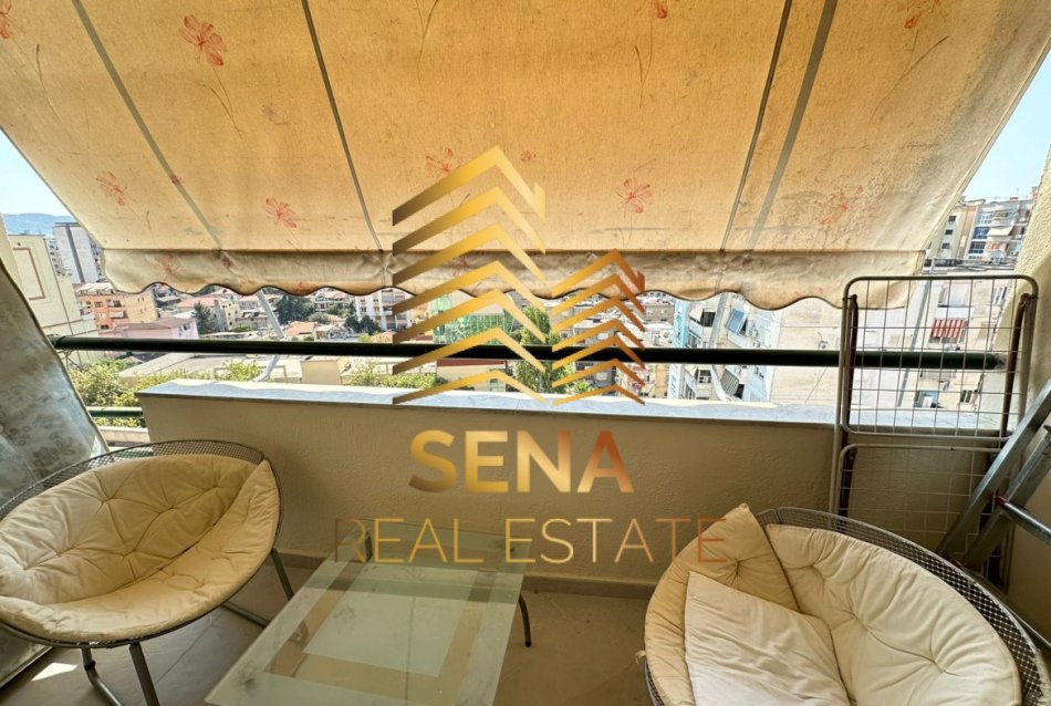 Tirane, jepet me qera apartament 2+1+Aneks+Ballkon Kati 9, 130 m² 900 € (Bulevardi Zogu I)