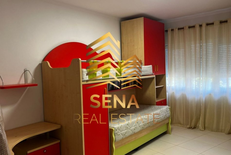 Tirane, jepet me qera apartament 2+1 Kati 3, 97 m² 750 € (Rruga Sulejman Delvina)