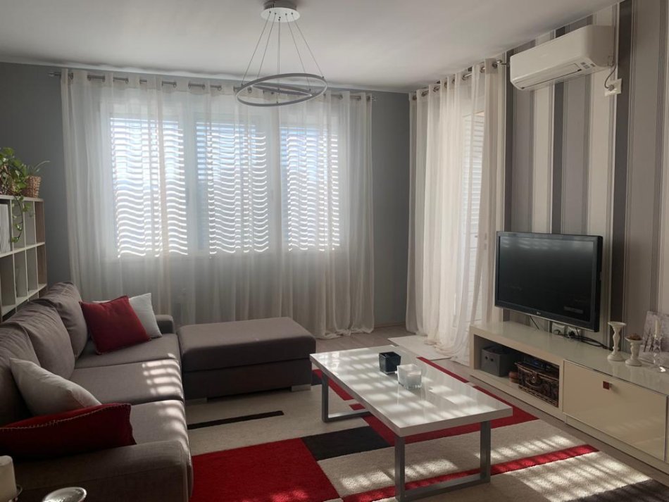 Tirane, shitet apartament 2+1+Ballkon Kati 3, 95 m² 180.000 € (Hamdi Sina)