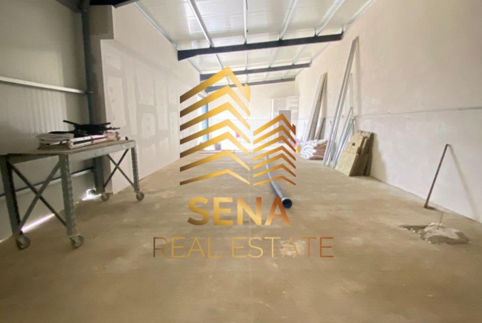 Tirane, jepet me qera ambjent biznesi Kati 0, 140 m² 800 € (Rruga Ibrahim Shalqizi)