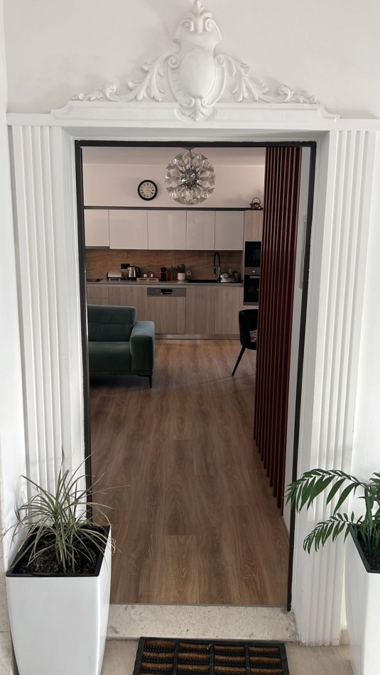 Tirane, shitet apartament duplex 2+1+Aneks+Ballkon Kati 7, 130 m² 320.000 € (Komuna e Parisit)