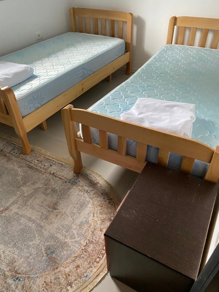 Tirane, jepet me qera apartament 1+1 Kati 1, 37 m² 400 € (Rruga 5 maji)