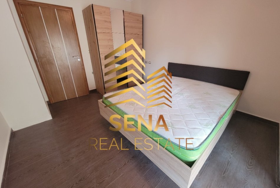 Tirane, jepet me qera apartament 1+1+Aneks+Ballkon Kati 3, 60 m² 550 € (Brryli)