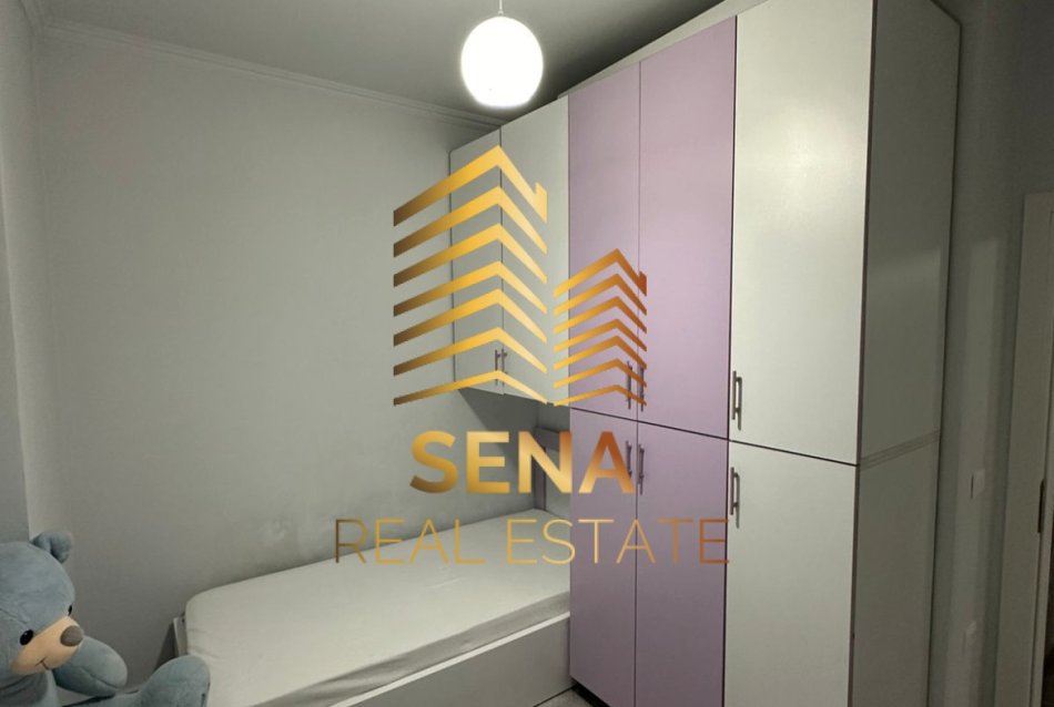 Tirane, jepet me qera apartament 2+1+Ballkon Kati 2, 90 m² 470 € (Rruga Teodor Keko)