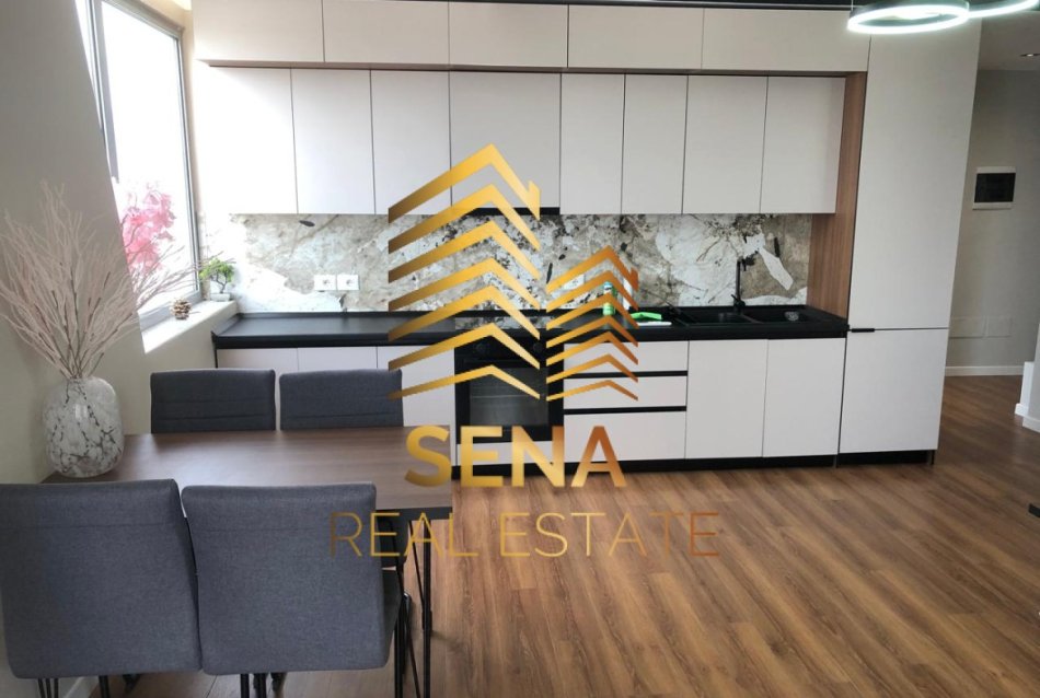 Tirane, jepet me qera apartament 2+1 Kati 8, 100 m² 800 € (Rruga Ndre Mjeda)