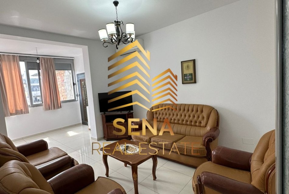 Tirane, jepet me qera apartament 2+1+Ballkon Kati 5, 100 m² 550 € (Rruga e Elbasanit)