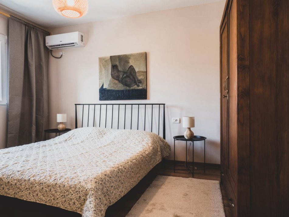 Tirane, shitet apartament 1+1+Aneks Kati 4, 60 m² 140.000 €