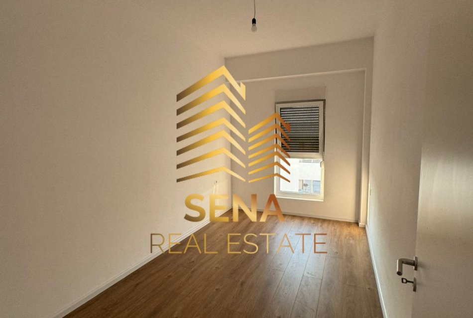 Tirane, jepet me qera apartament 2+1+Ballkon Kati 7, 75 m² 350 € (Rruga Pasho Hysa, Ali Demi)