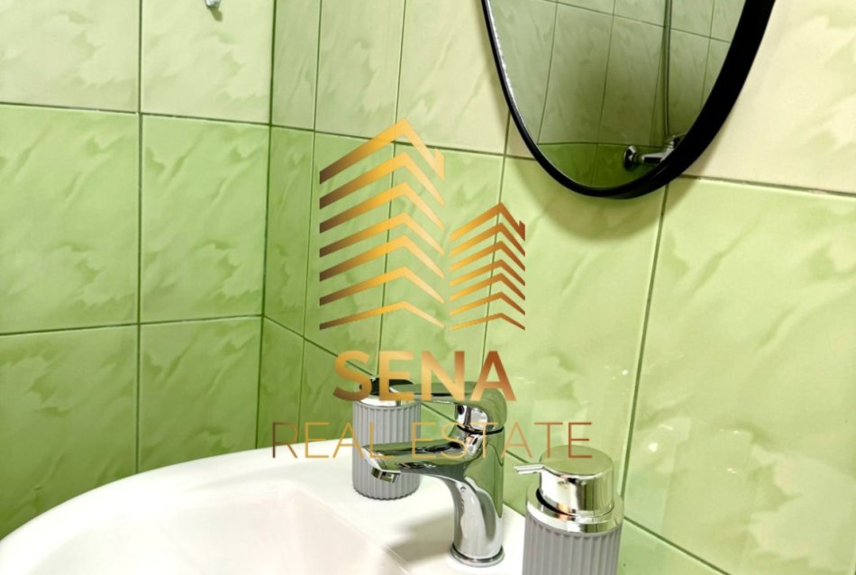 Tirane, jepet me qera garsonier 1+1 Kati 4, 45 m² 500 € (Rruga Dhimitër Shuteriqi)