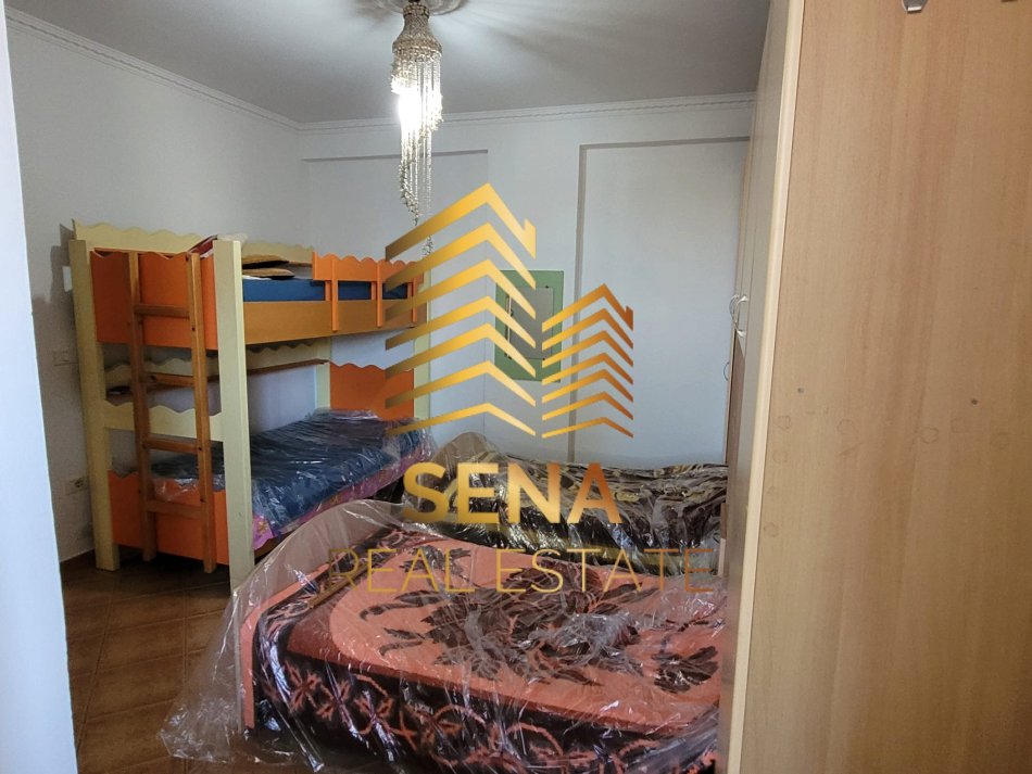 Tirane, jepet me qera apartament 3+1+Aneks+Ballkon Kati 6, 110 m² 500 € (Rruga Hajredin Shtino)
