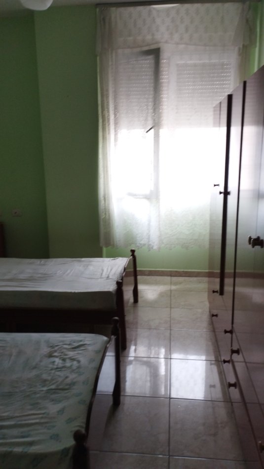 Tirane, jepet me qera apartament 2+1 Kati 5, 84 m² 400 € (Spitali Hygeia , Terminali i autobuzave)