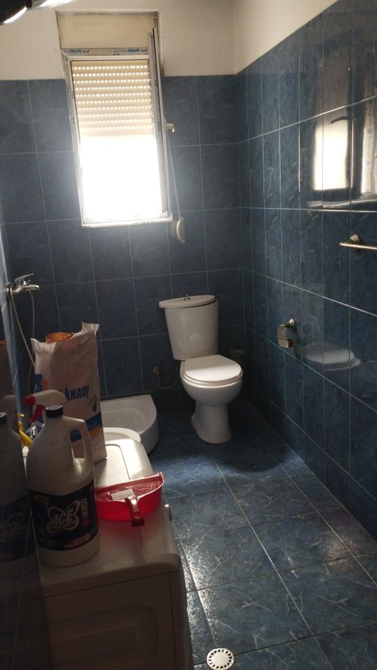 Tirane, jepet me qera apartament 2+1 Kati 5, 84 m² 400 € (Spitali Hygeia , Terminali i autobuzave)