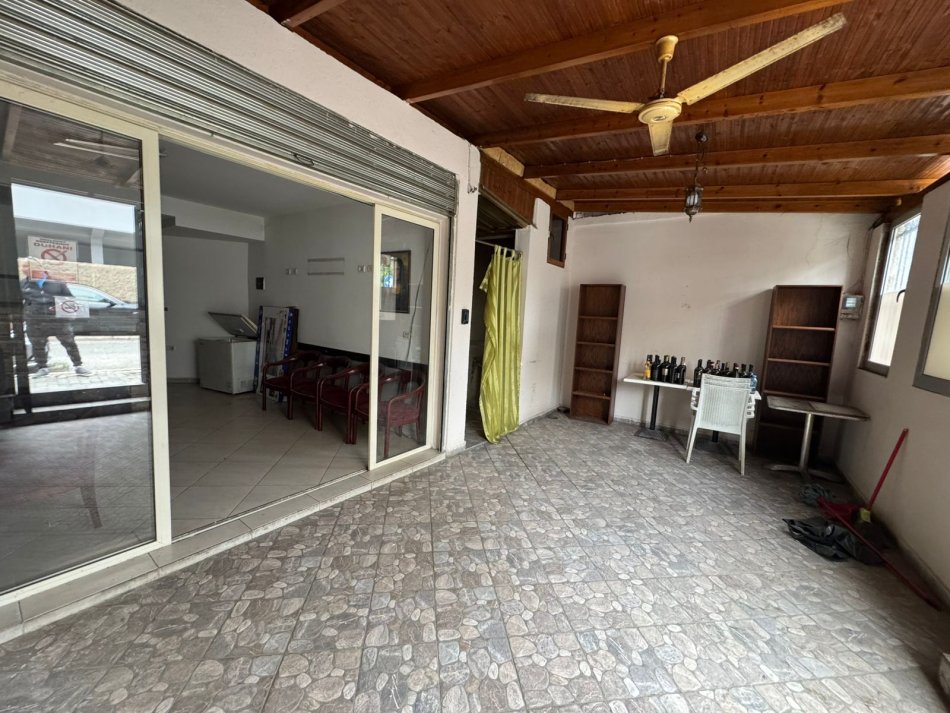 Durres, shitet apartament 2+1 Kati 1, 275 m² 130.000 € (lagja 5)